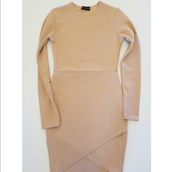 Pretty Little Thing Mini - Picture 1 of 4